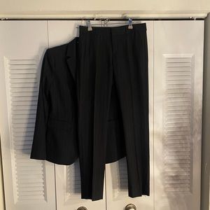 Banana Republic suit